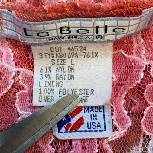 Vintage Sheer Blouse Sleeveless Ruffled Plunge Neck  Nylon Red Floral Lace Top - Picture 5 of 8